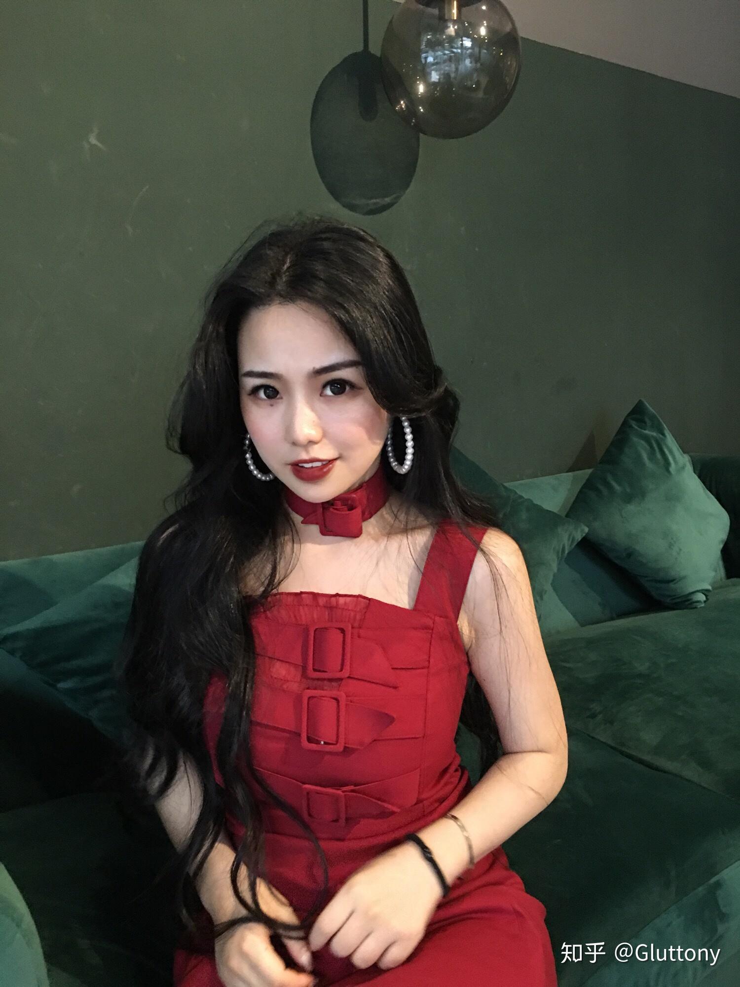矮个子女生适合留及腰长发吗