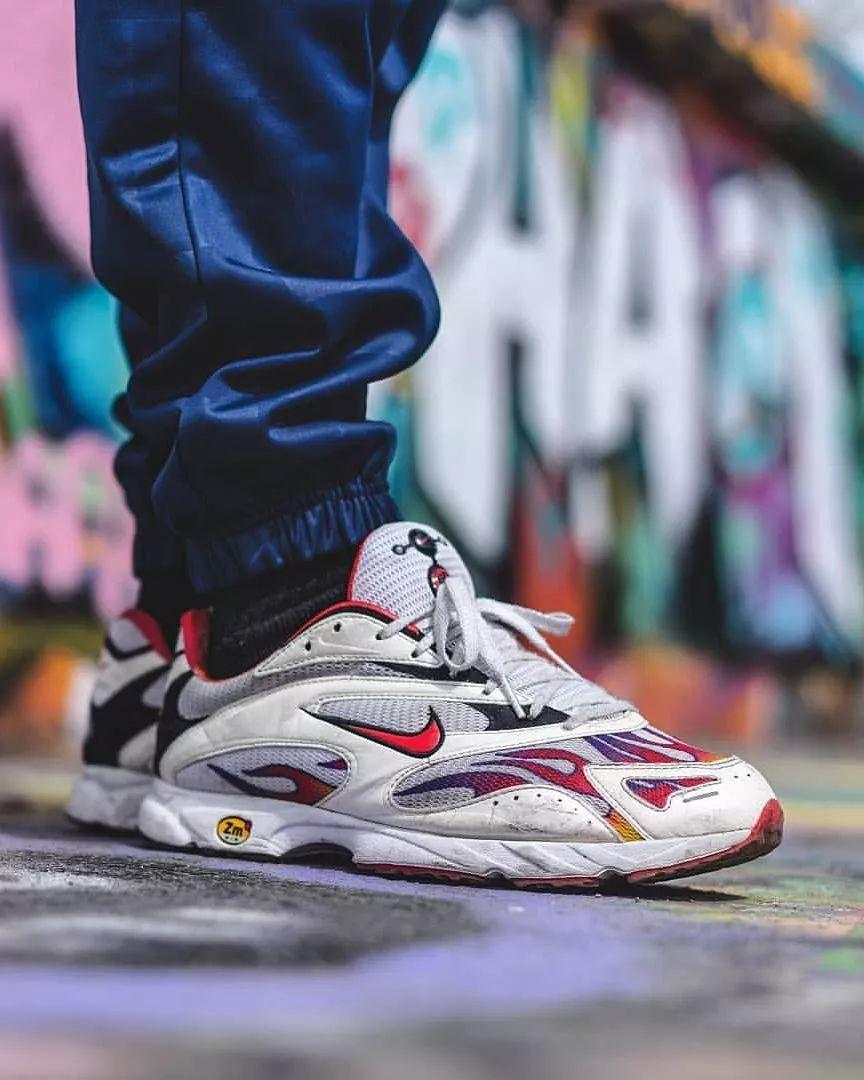 nike zoom streak spectrum plus vaporwave