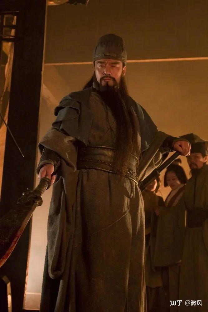 毕竟除了陆树铭以外,于荣光应该是目前"关羽"扮演者里