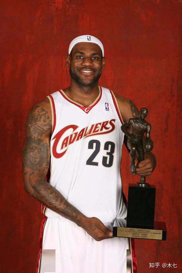 [木七]骑士队首发:莫-威廉姆斯,德隆蒂-韦斯特,勒布朗-詹姆斯,安德森