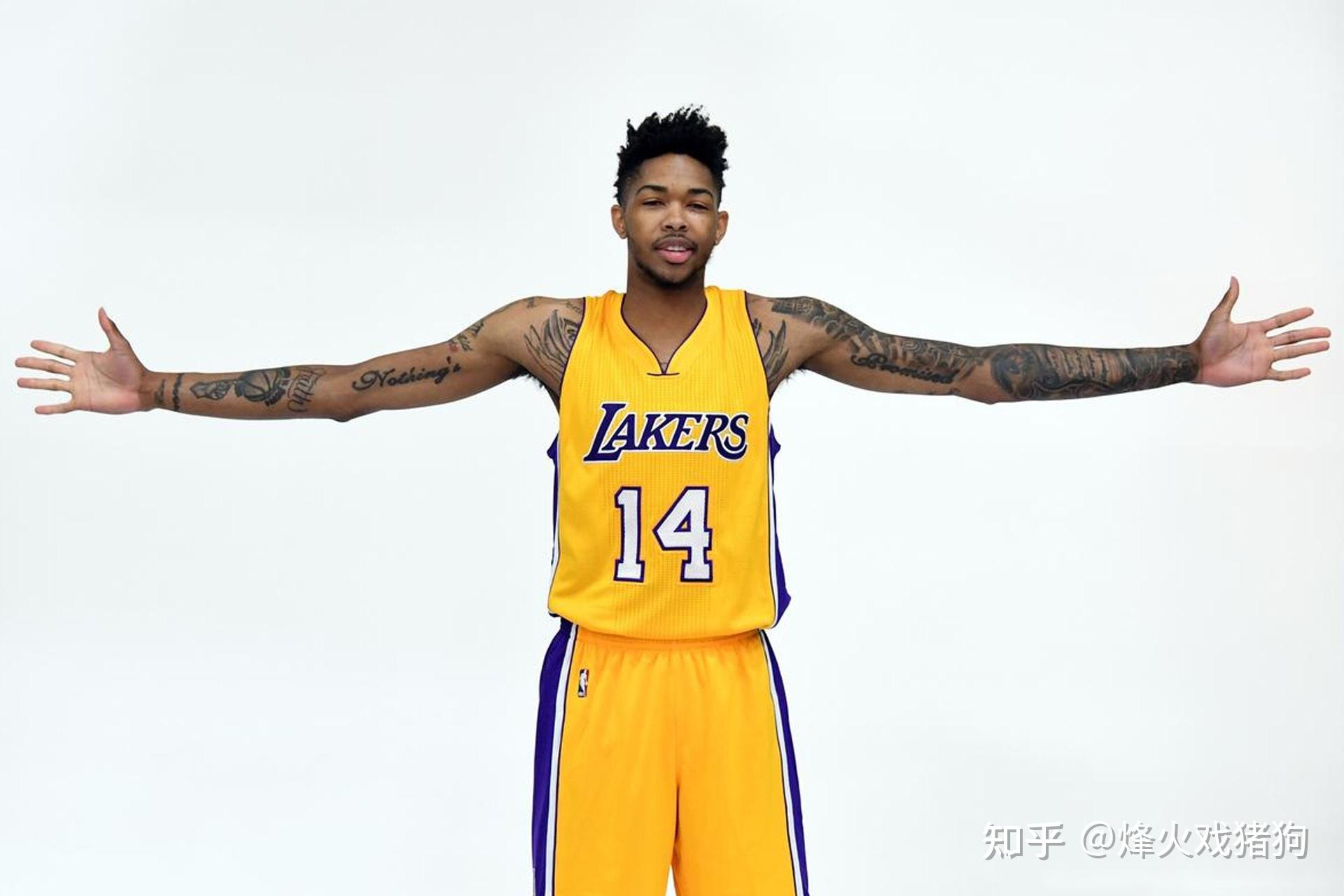 不是锡安,也不是球哥,其实英格拉姆才是鹈鹕赢球的关键所在