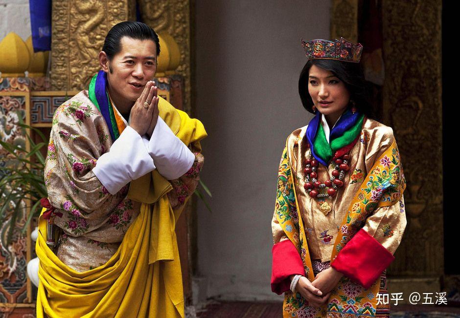尼泊尔现任国王和王后图片