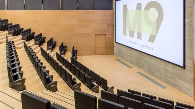 异型:按照需要将会场布置成马蹄形,t型,e型等特殊形状的摆台形式.