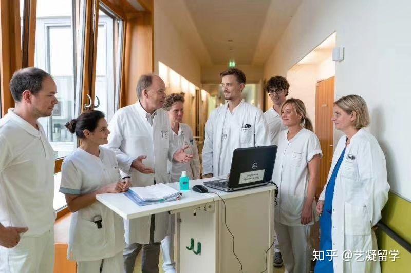 德国的护士比医生薪资高发展好越老越吃香