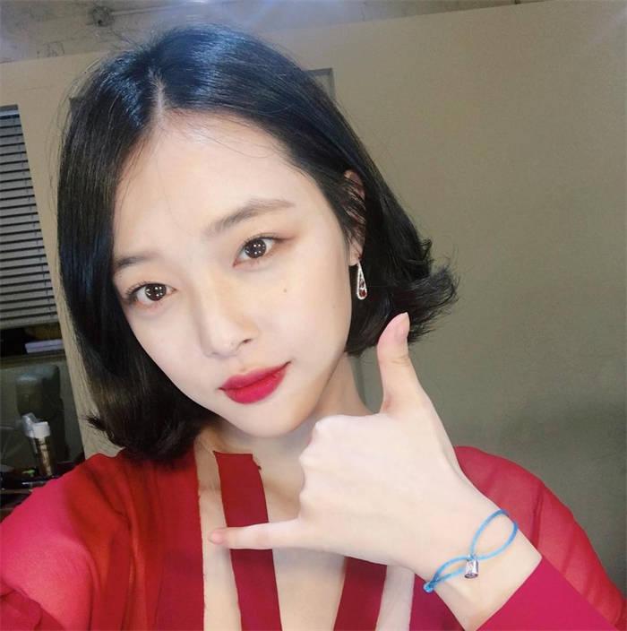 皮肤白嫩水润,崔雪莉的少女肌是怎么养成的? - 知乎