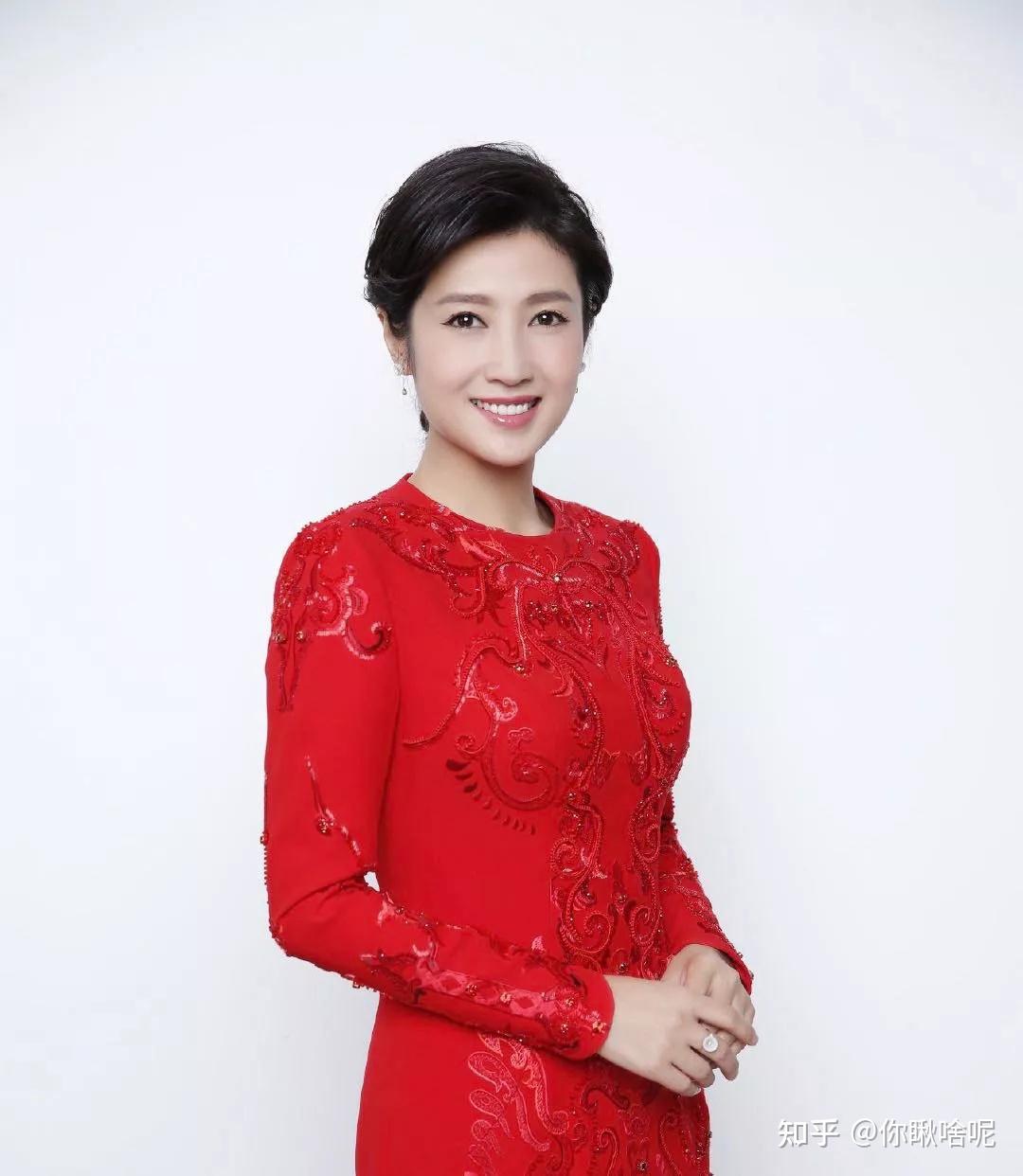 春妮:和丈夫刚强坚持丁克愁坏婆婆,41岁意外得子全家乐开怀 - 知乎