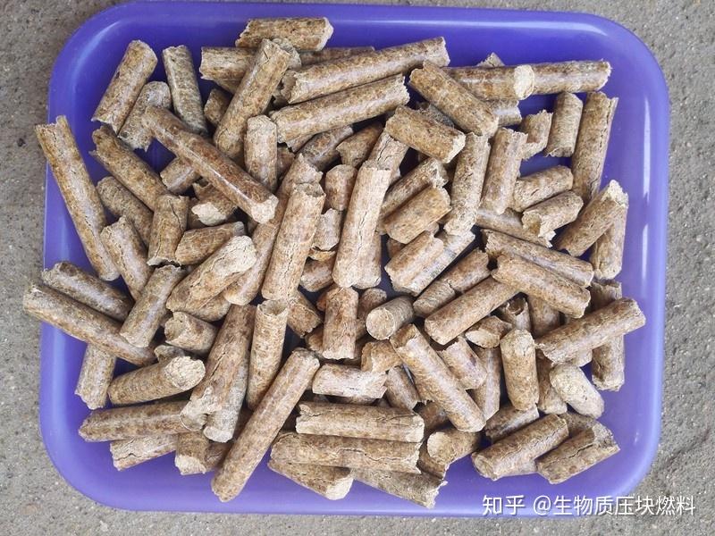 玉米秸秆颗粒燃料多少钱一吨