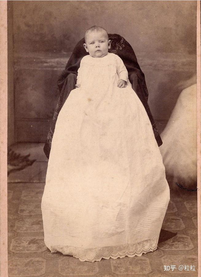 记录着人类发展史上罕为人知历史性瞬间和重要时刻的老照片