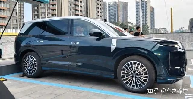 4.9秒破百,比亚迪“大唐”实车曝光,能不能火关键看定价?