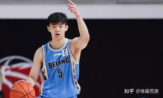 首钢小将nba级特训,透露训练目标,胡明轩不愿母亲现场看比赛 - 知乎
