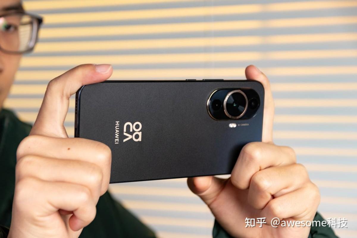 开学季购机推荐颜值超高拍照出色的华为nova12活力版值得入手