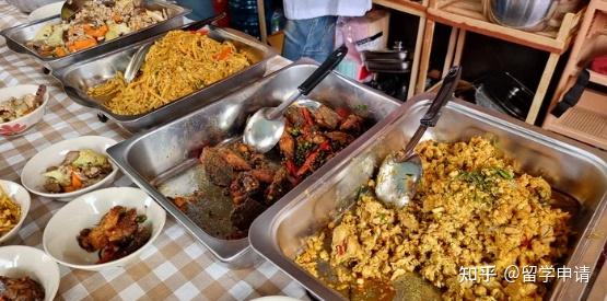 泰国再现佛系快餐店25泰铢吃到饱老板称利润不是最重要的