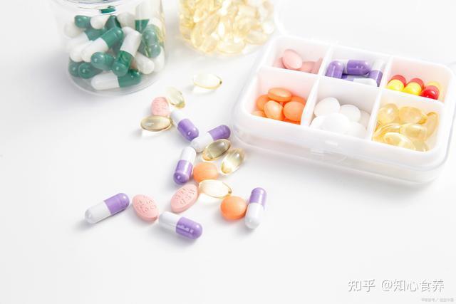 一天早中晚三个时间段,什么时候吃药最好?这些常识你都应该知道 - 知乎