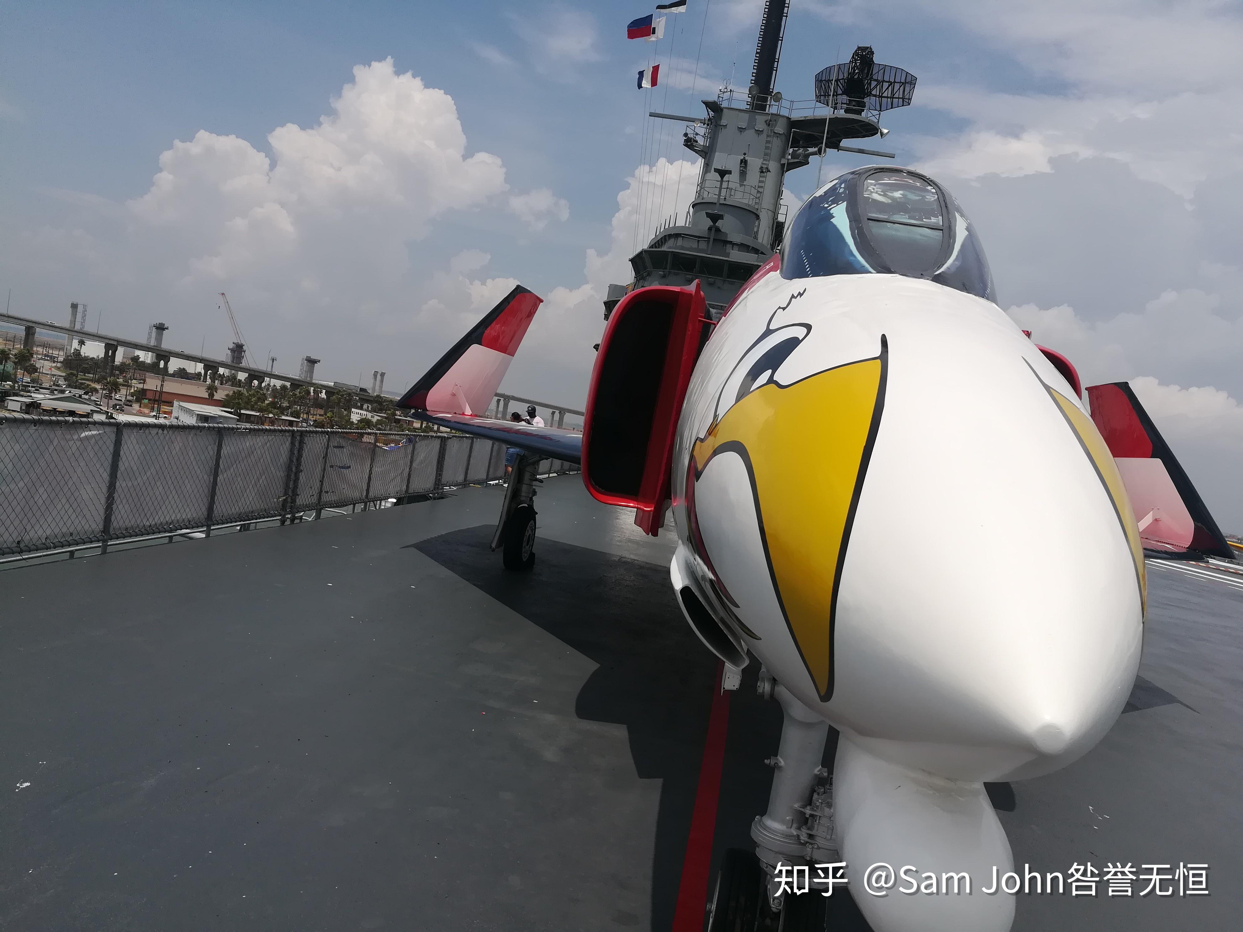 参观列克星敦(cv-16)航空母舰是什么感觉和体验?