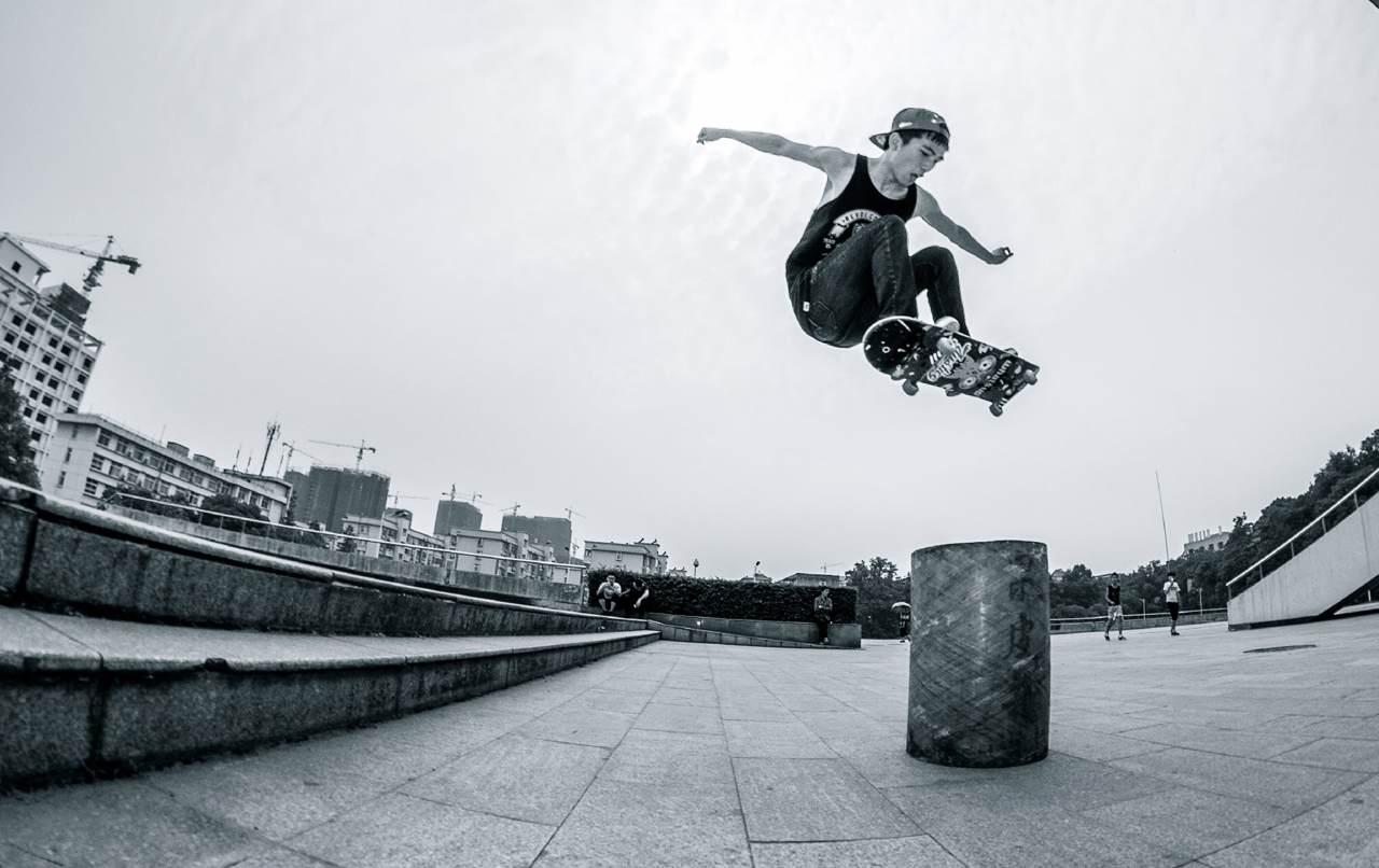 自认为自己做ollie最帅的一张照片是怎样的?