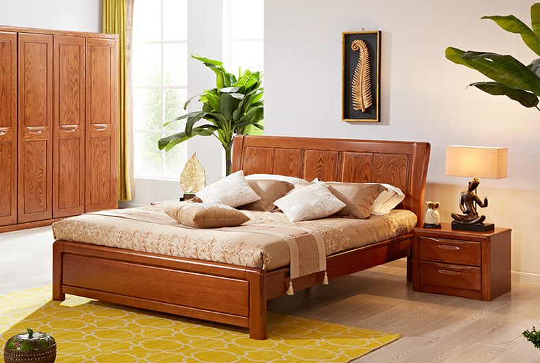 福橡金缘系列家具风格简约,线条流畅简练,实木打造,结实稳固,动感设计