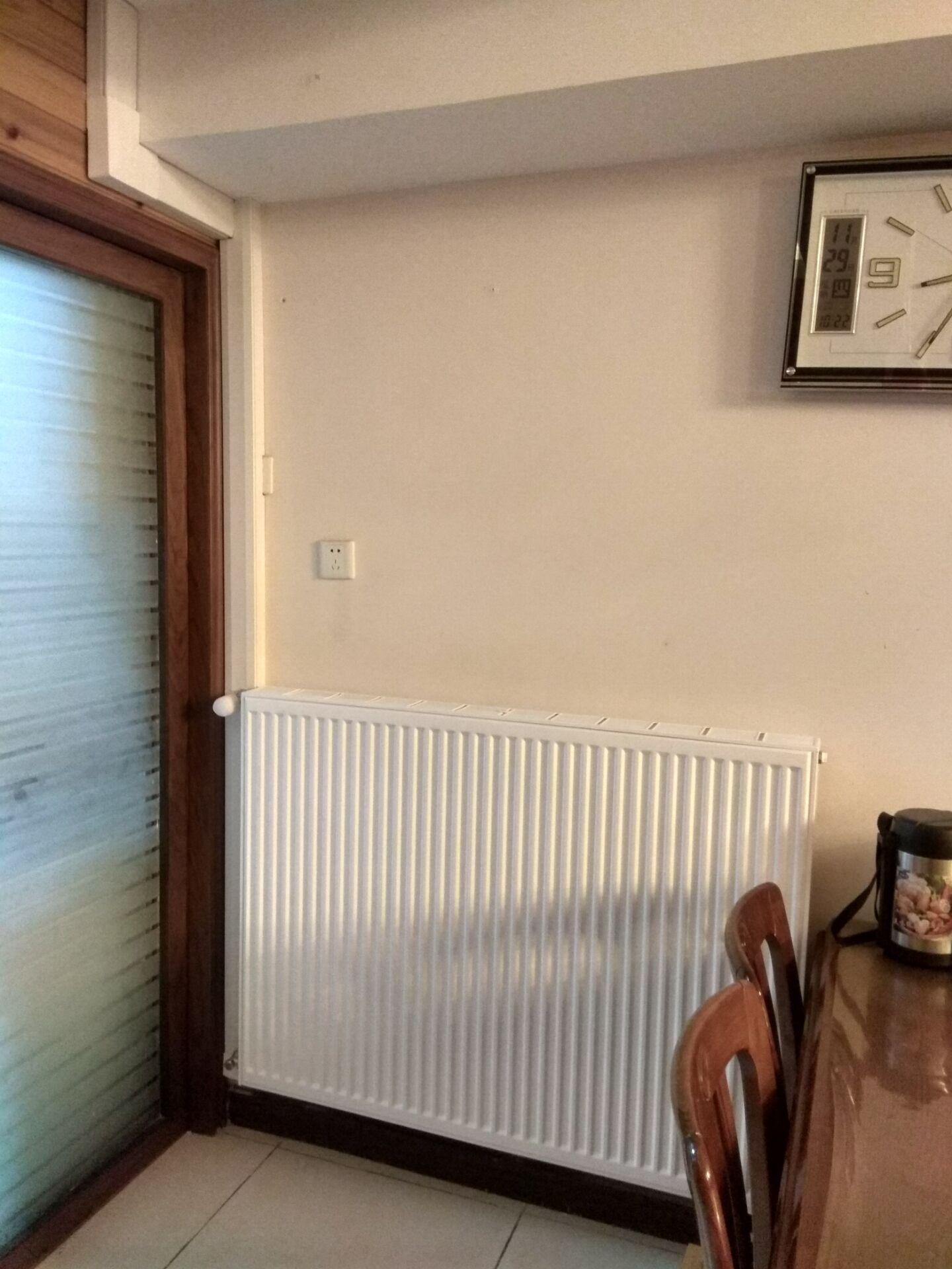 明装暖气片新增功能满屋飘香0000