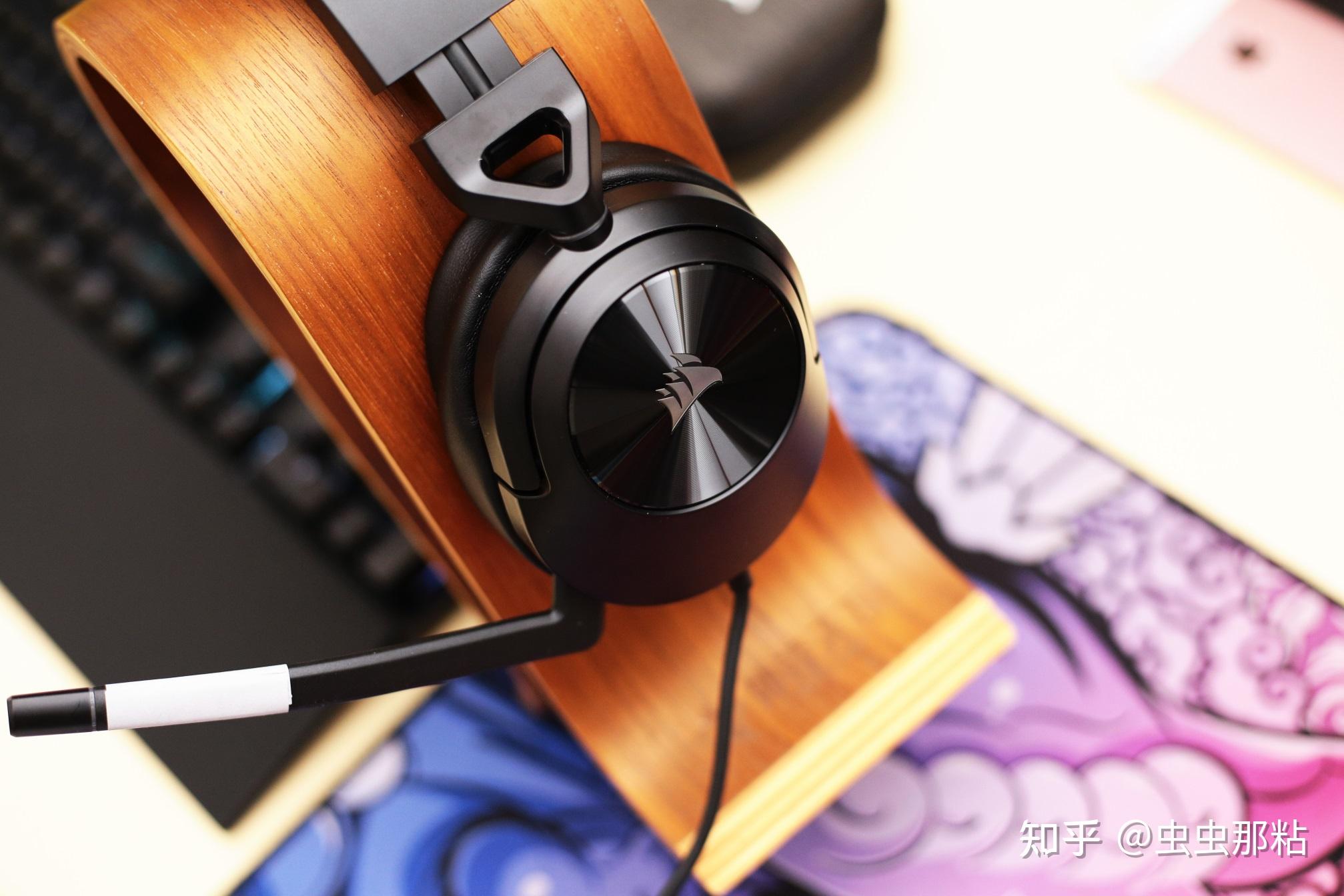 轻量化带声卡海盗船hs55surround耳机