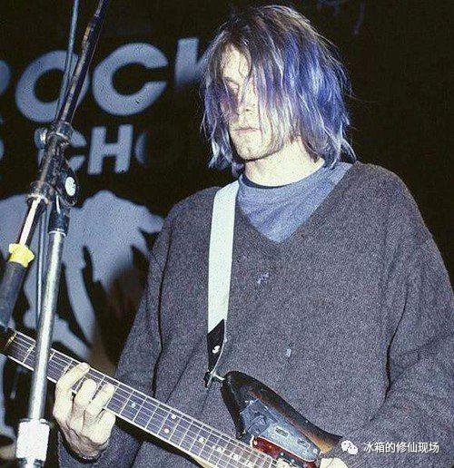 美发先锋,时尚icon,杂志宠儿kurt cobain决定要去染发了