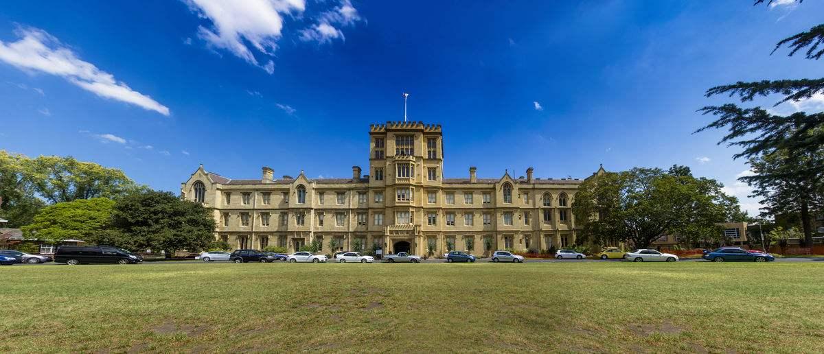 全世界最好的大学 v2-0efc968e0be78910b0720920fc00212f_1440w.jpg?source=172ae18b