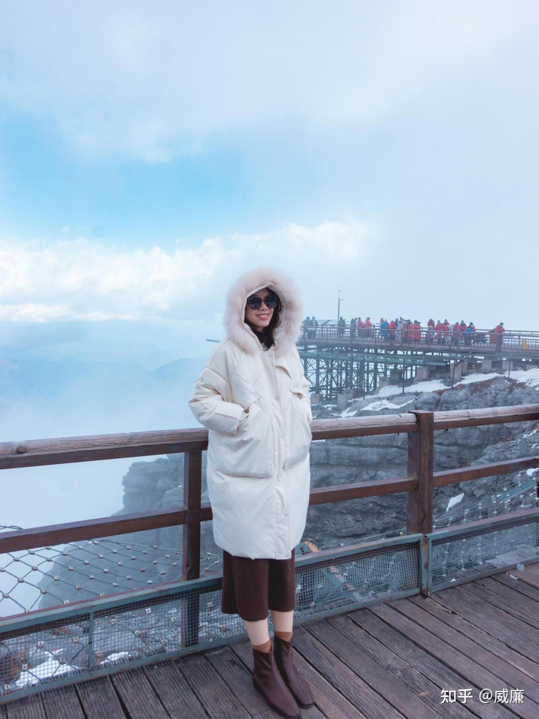 玉龙雪山是丽江有名的景点之一，什么时候去游玩玉龙雪山最好呢？|云彩|玉龙雪山|丽江_新浪新闻