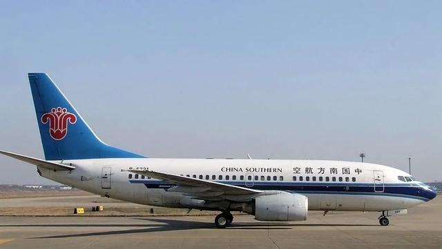 民航局3天内发布8份熔断指令最长连续暂停运行5周