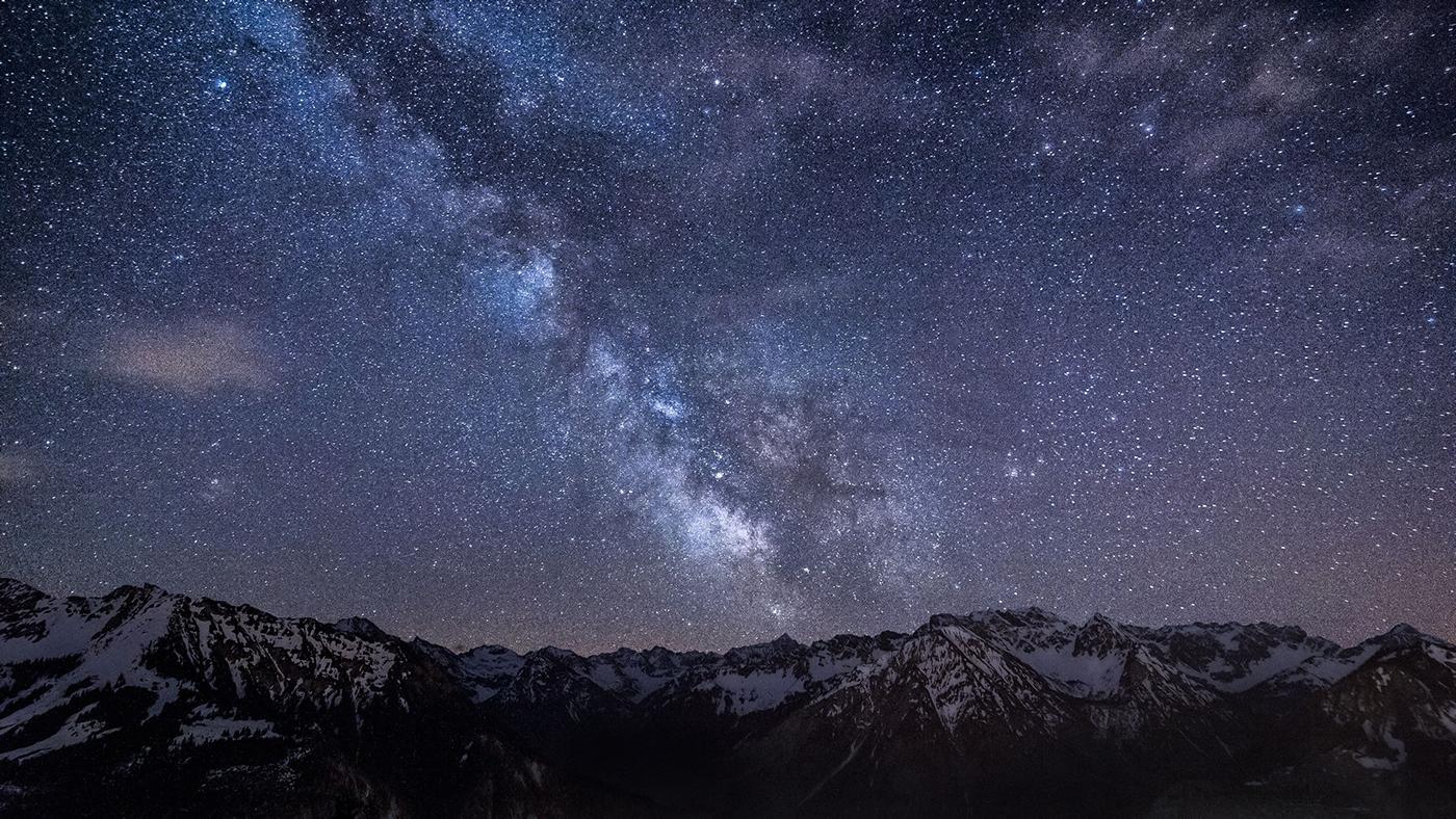 想看城市漆黑一片 夜空布满星辰和盘踞怪异的云团 知乎