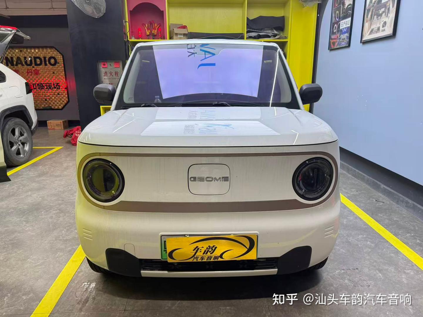 新能源熊猫mini音响升级案例:小车改装,重在精准搭配与细致施工