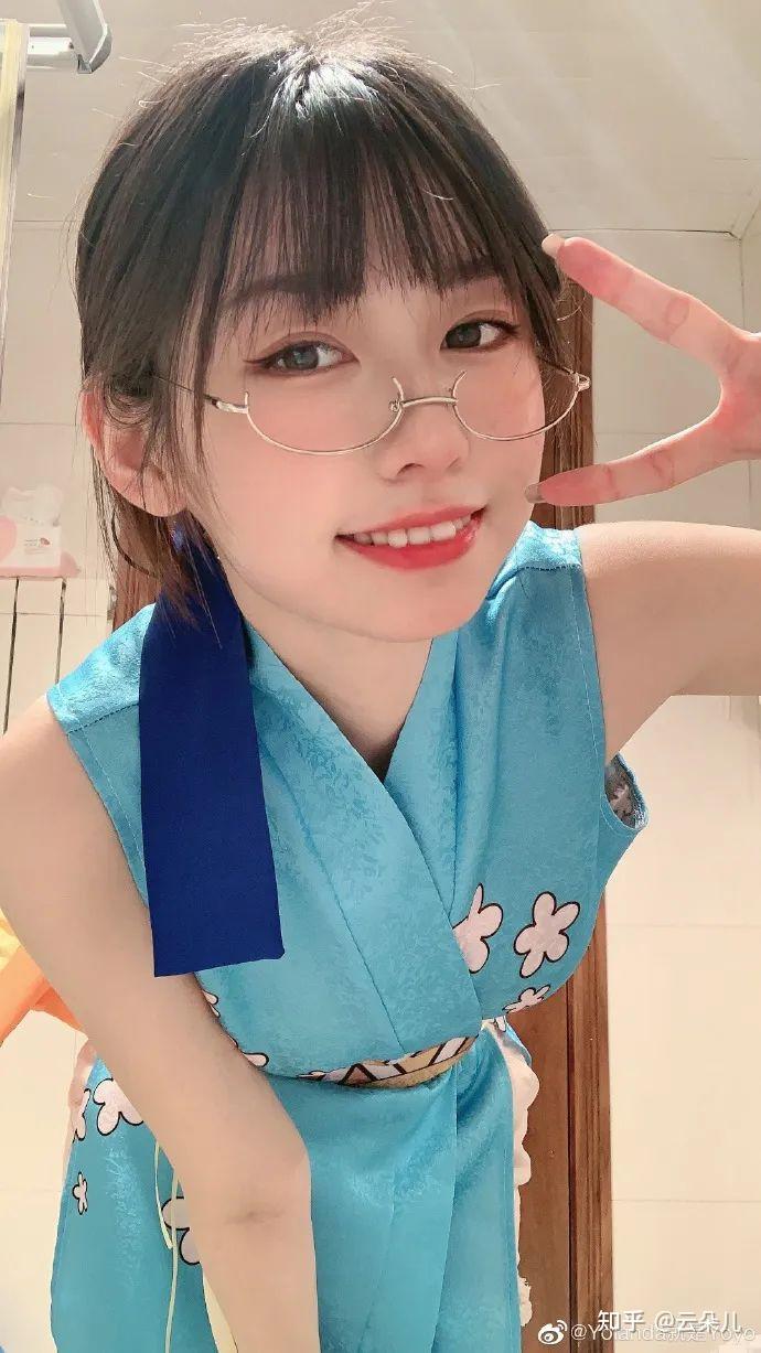 尤物Bot丨程女士：你行不行啊？细狗 - 知乎