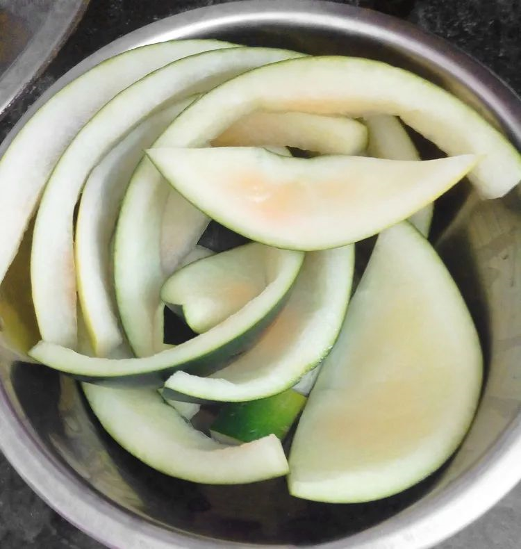 如何做一位合格的吃瓜群众西瓜翠衣的妙用合集