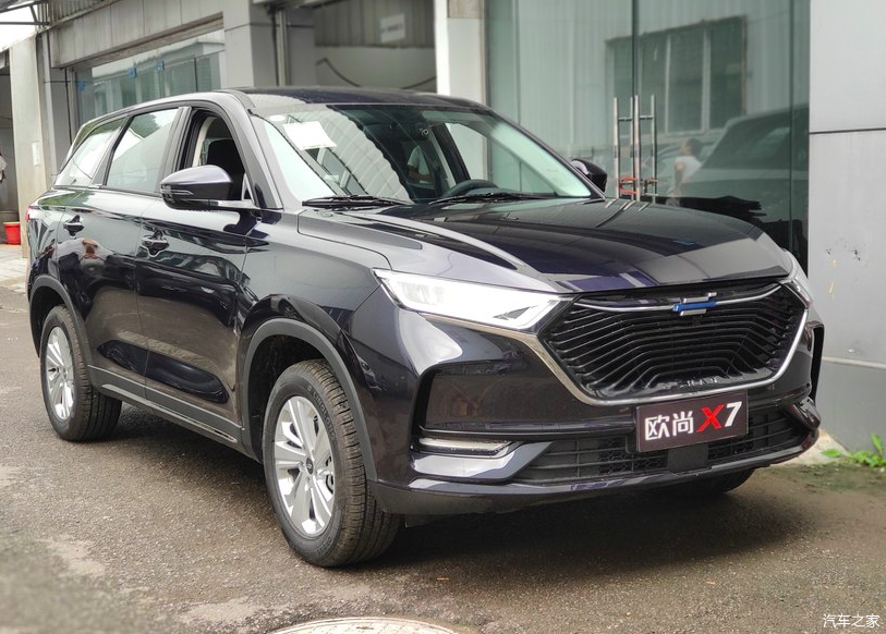 不少在售车型也都得到了稳定的成绩,长安欧尚x7是一款比较不错的紧凑