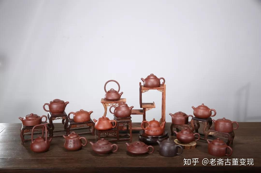 中国古美術・旧蔵の磁器・三彩壺・置物・書道具・茶道具・文房具・賞物