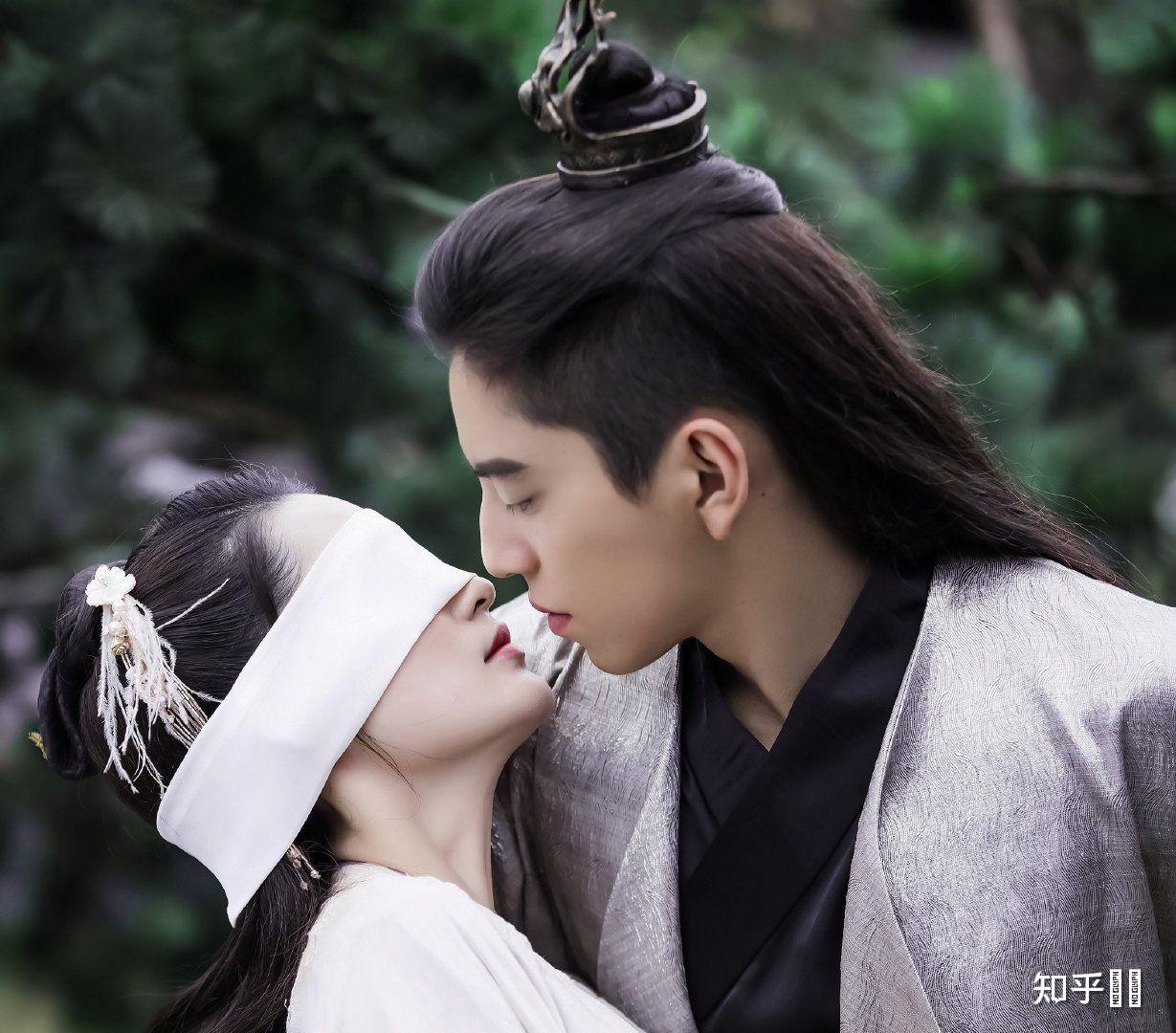 如何看待王大陆节目上抱李沁