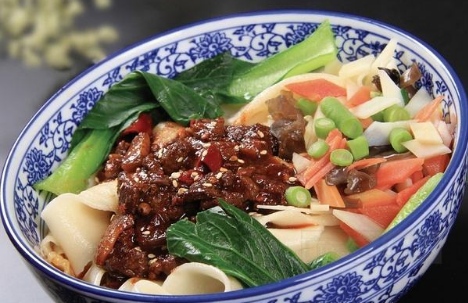 一碗直击灵魂的正宗陕西biangbiang面味道嘹咋咧