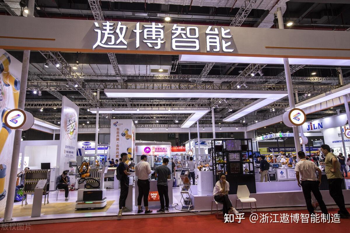 遨博的i系列协作机器人是一种具有6个自由度的轻型协作机器人.