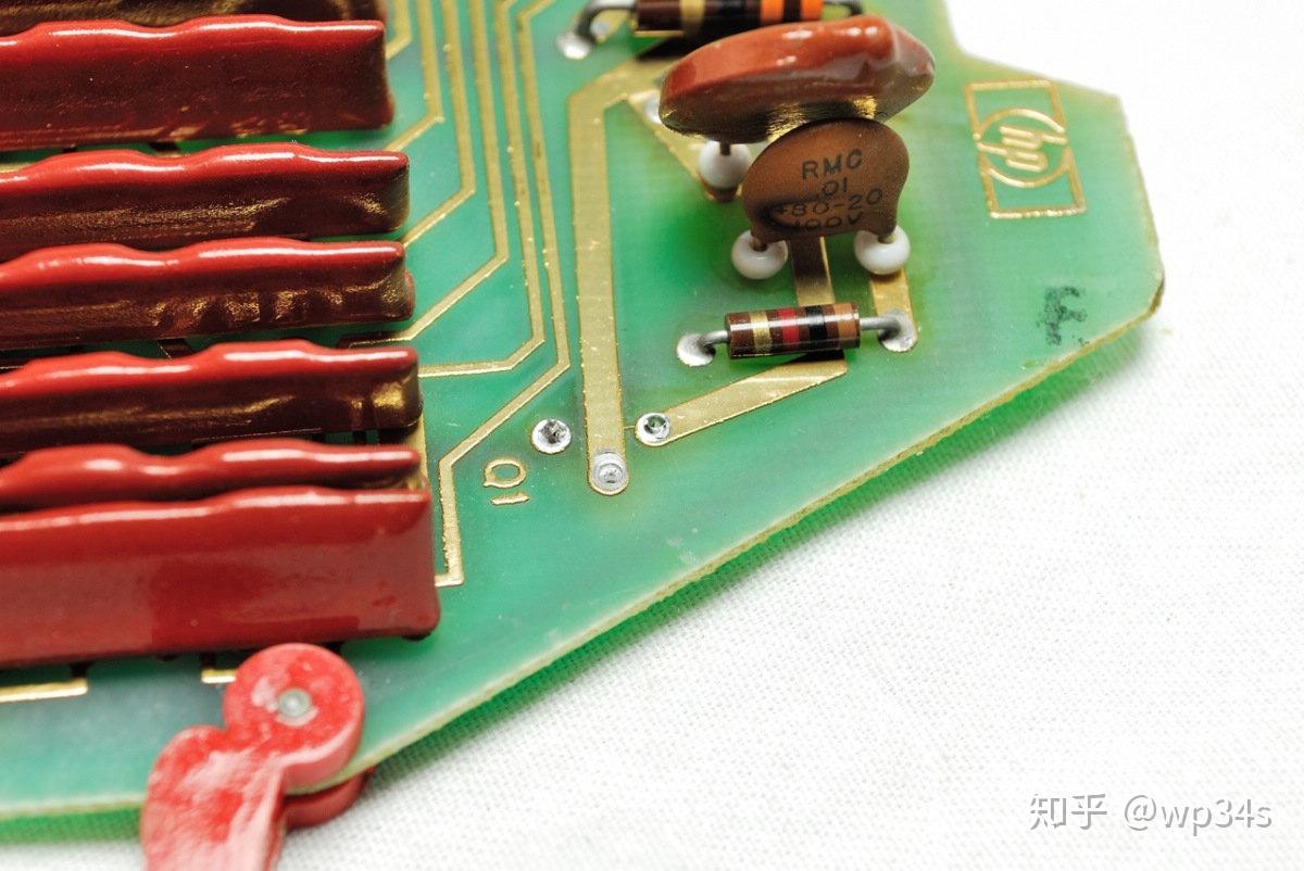 电与磁的极致艺术~1968年的HP9100A晶体管计算器(机)-2