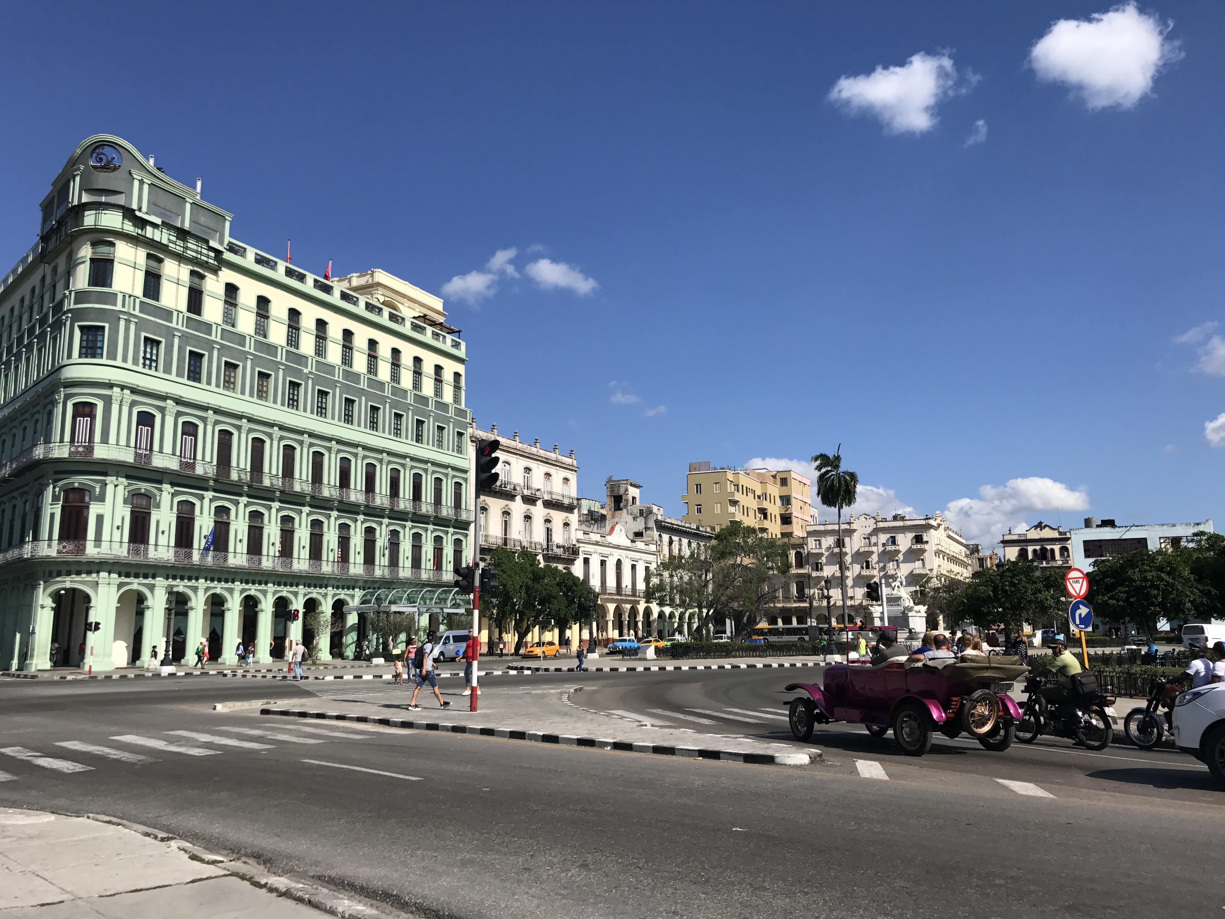 与世隔绝的古巴 - 色彩斑斓的old havana