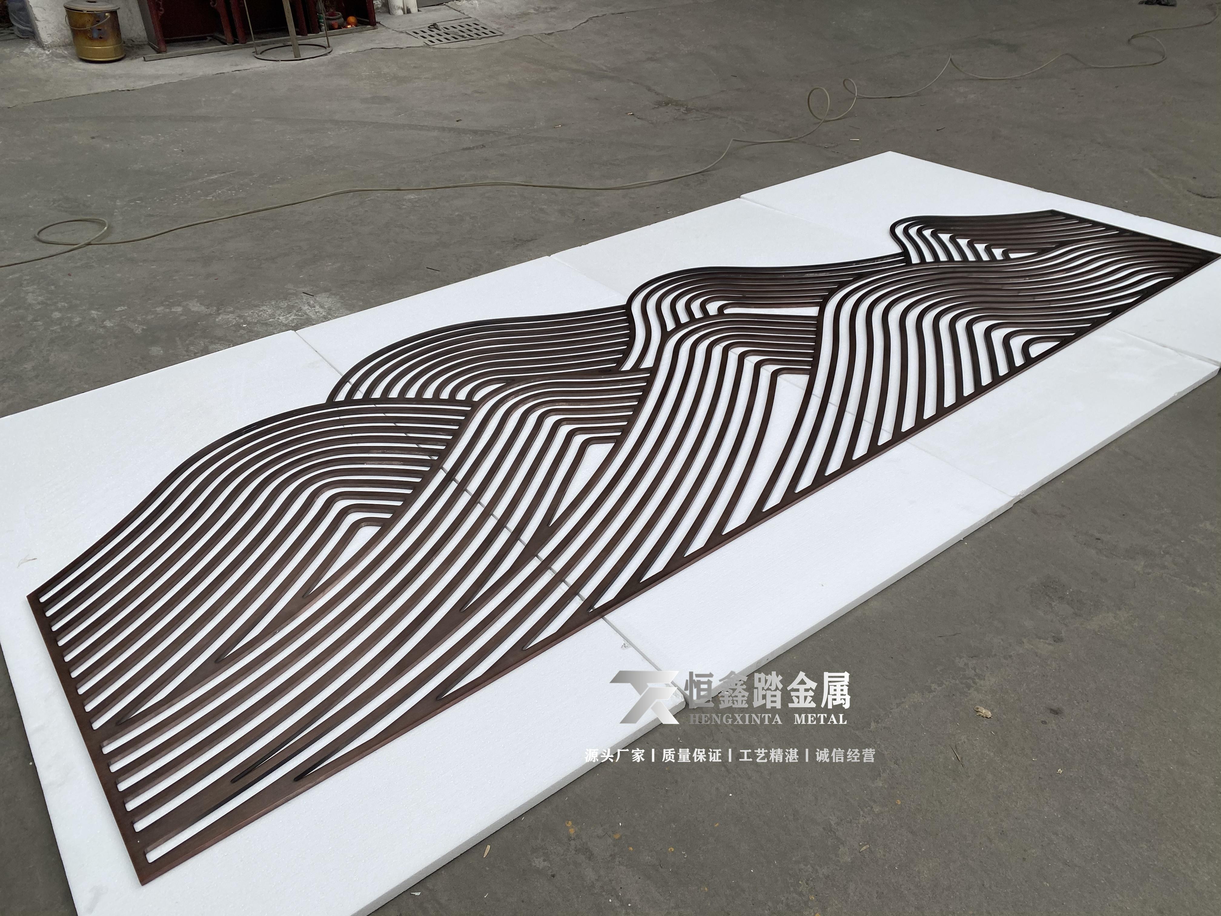 铝板镂空山形艺术景墙 售楼中心山峦造型背景墙 - 知乎