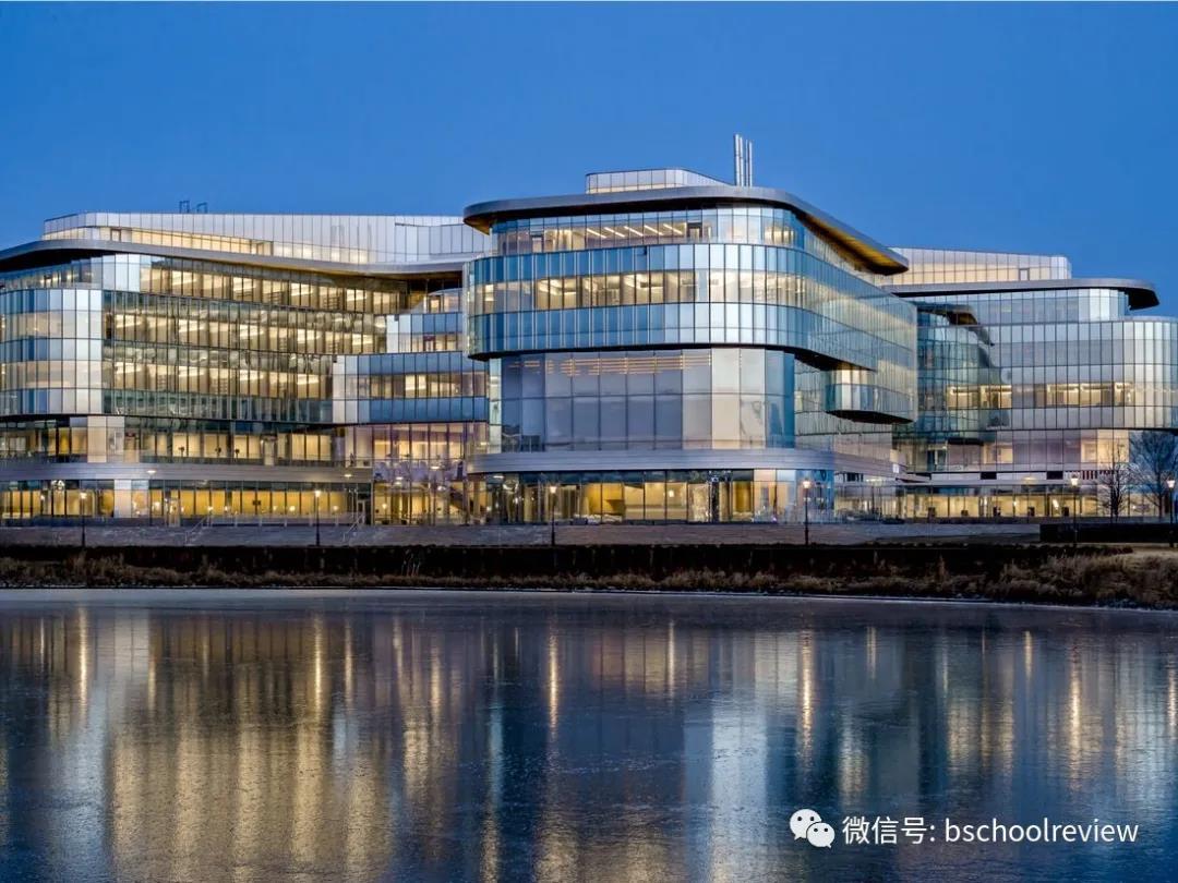 学校简介:西北大学kellogg管理学院的主校区位于美国中西部伊利诺州