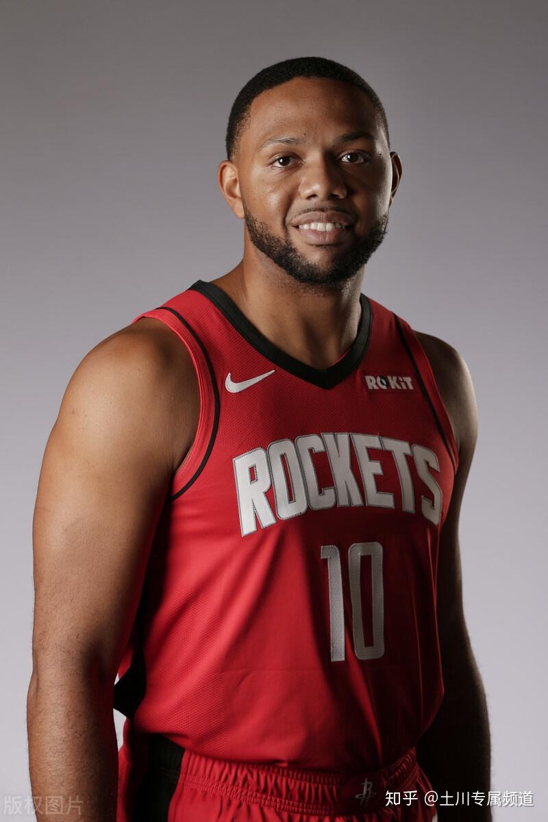 伤病缠身状态低迷戈登终究成为了火箭升空的累赘