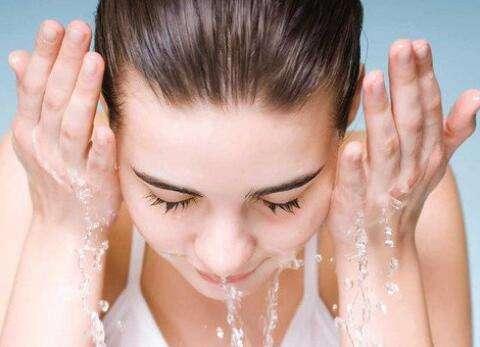 v2-115b6253fb01d10851409b0b7e219ffa_1440w.jpg?source=172ae18b