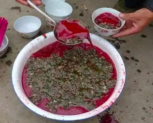 在贵州吃过活猪血,下辈子都忘不了 - 知乎