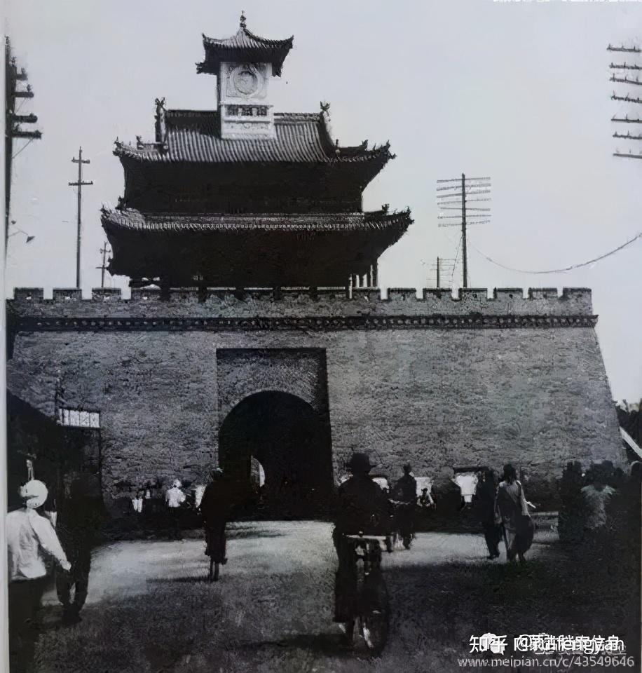 呼和浩特市历史上叫什么名字?