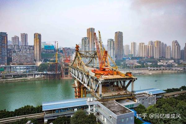 重庆在建的一座长江大桥,公轨两用桥,创下一项国内首例