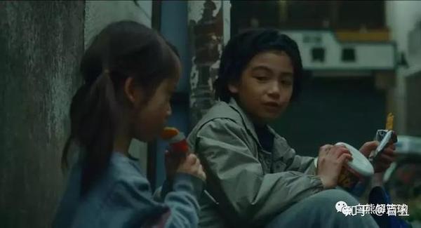 小偷家族 从开始偷 情 到偷 心 原来爱你的人始终都会爱你 知乎