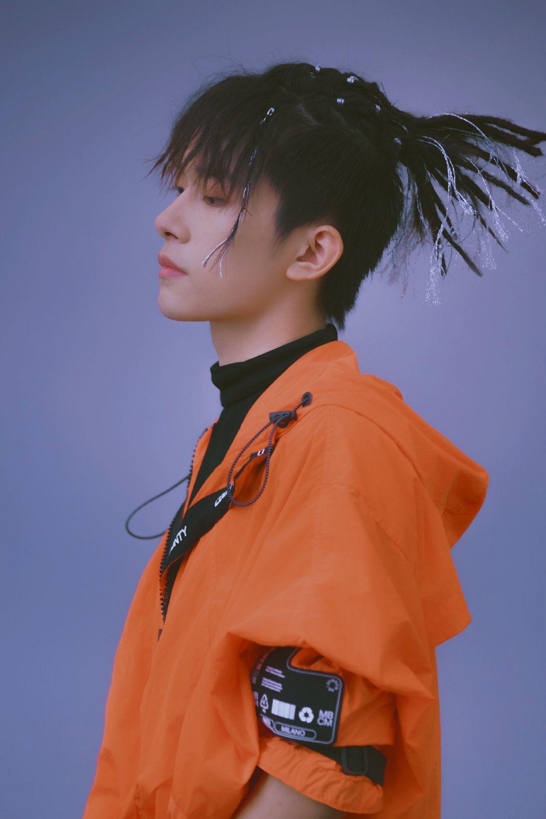 男生要马尾也要刘海是个什么样的发型