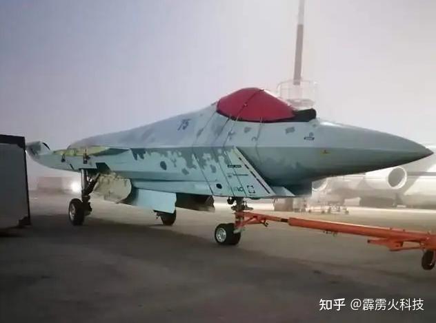 造价仅F35四分之一，苏75有啥优势？俄军为何开发两款5代战机？ - 知乎