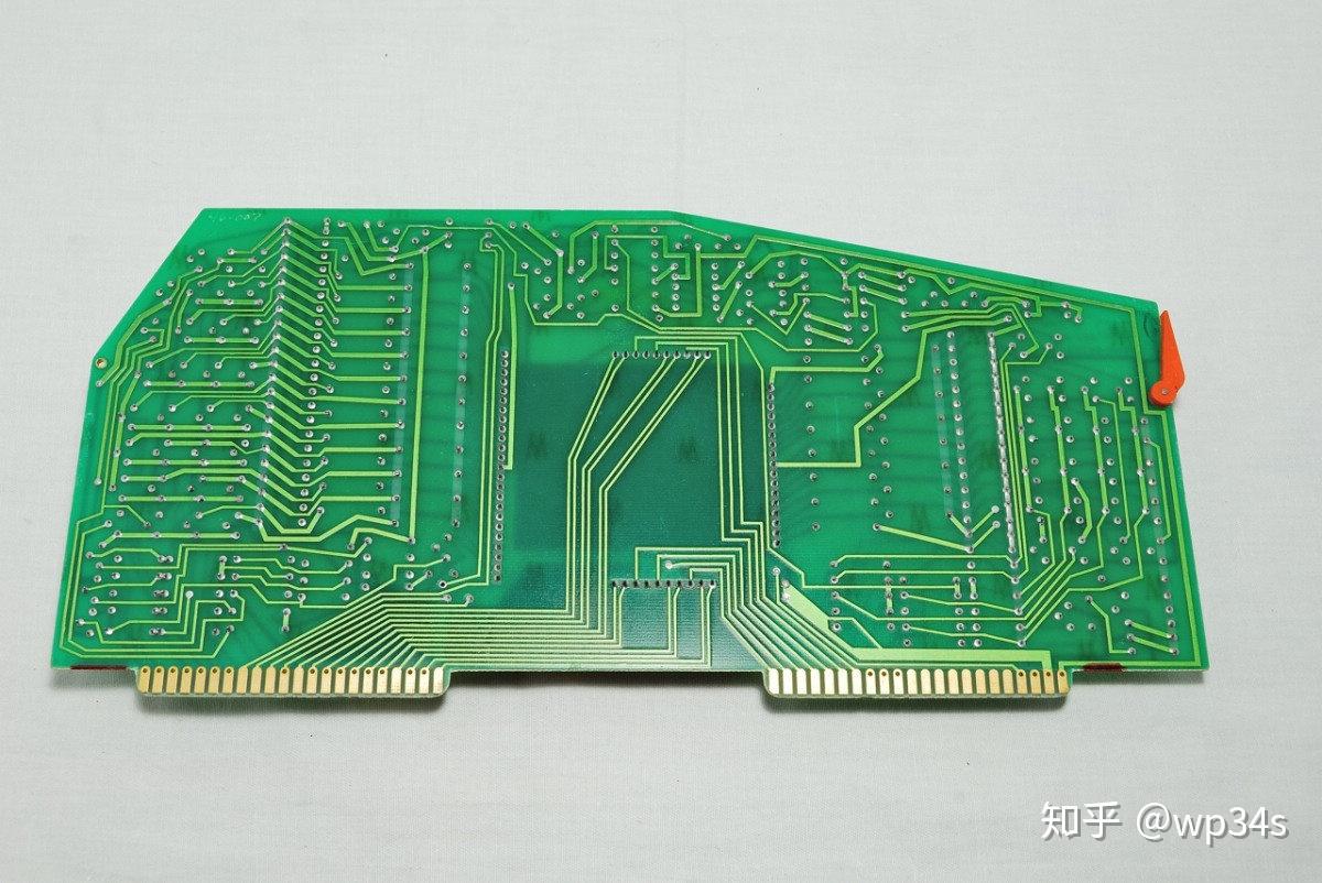 电与磁的极致艺术~1968年的HP9100A晶体管计算器(机)-2