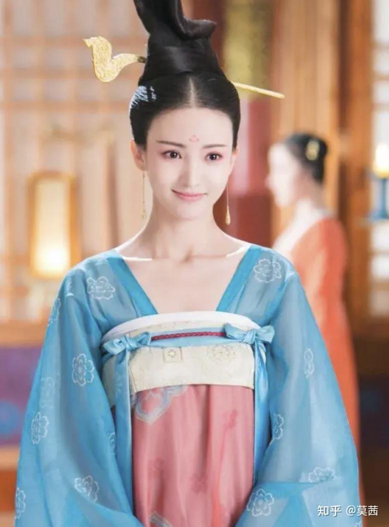 性感"翻车代表女星:陈红,殷桃,秦海璐,迪丽热巴,赵丽颖,赵露思,袁冰妍