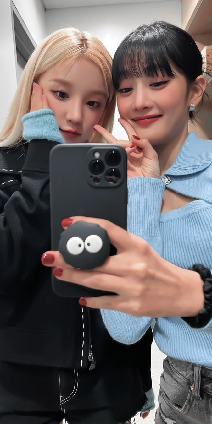 爱豆壁纸超酷的米奇cpminnie宋雨琦gidle